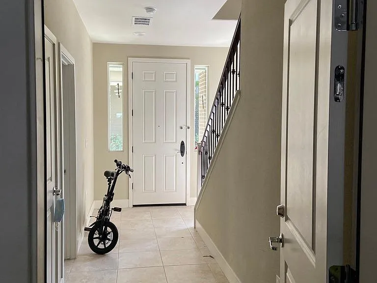 2932 Stringham Way — Photo 8
