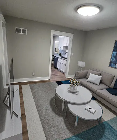 811 Bromley Rd #8 — Photo 4
