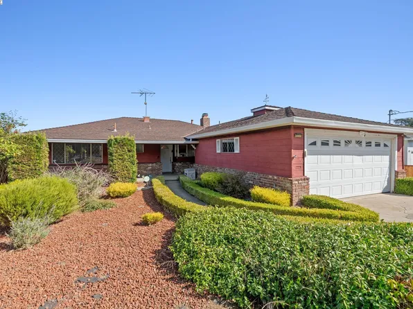 24498 2nd St, Hayward, CA 94541