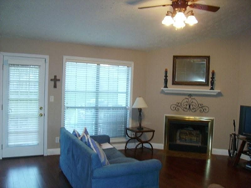 High vaultedceilings