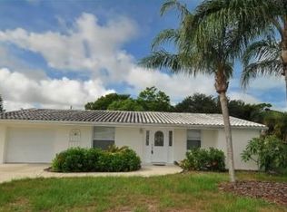 2456 Breakwater Cir, Sarasota, FL 34231