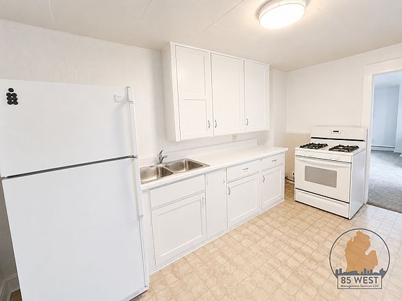 3rd image of 1247 Quarry Ave NW #2