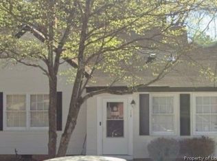 110 E McNeill Dr, Red Springs, NC 28377