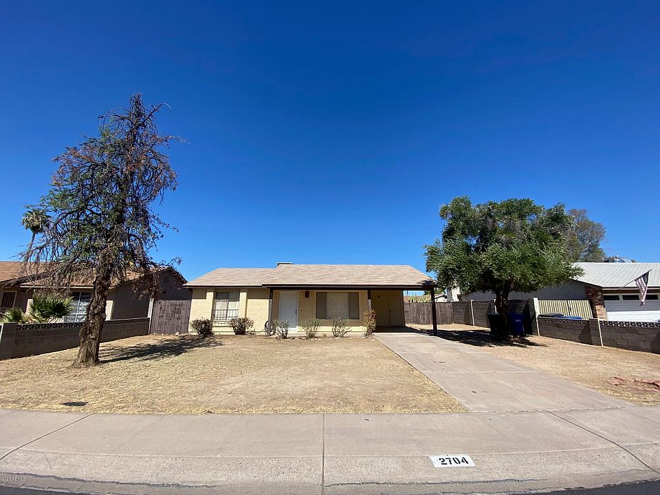 1st image of 2704 W Fremont Dr
