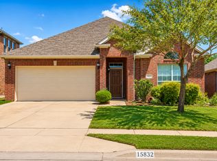 15832 Coyote Hill Dr, Fort Worth, TX 76177