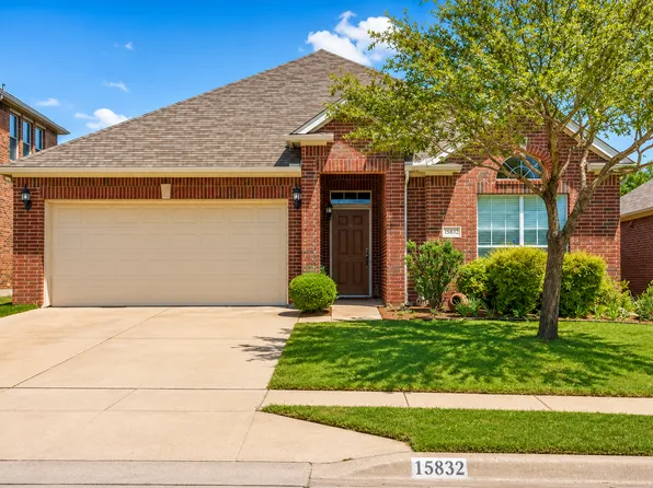 15832 Coyote Hill Dr, Fort Worth, TX 76177