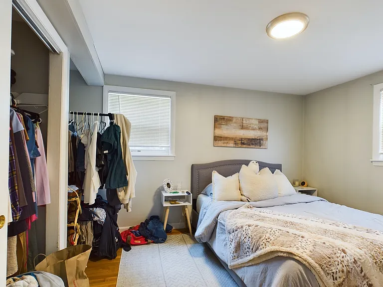 3 Sagamore Ave #1R — Photo 6