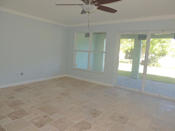 4th image of 33 Cedar Ave #1