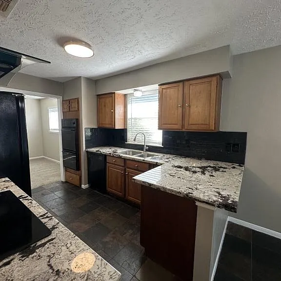 21314 Highland Knolls Dr — Photo 16