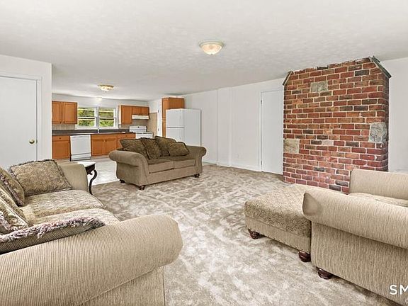 5th image of 1346 High Ridge Rd