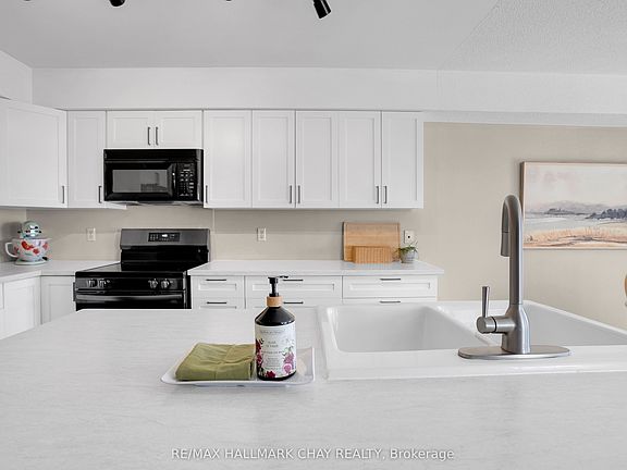 5th image of 162 Ritchie Cres