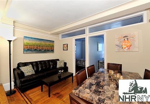 2nd image of 310 E 55th St APT 6C