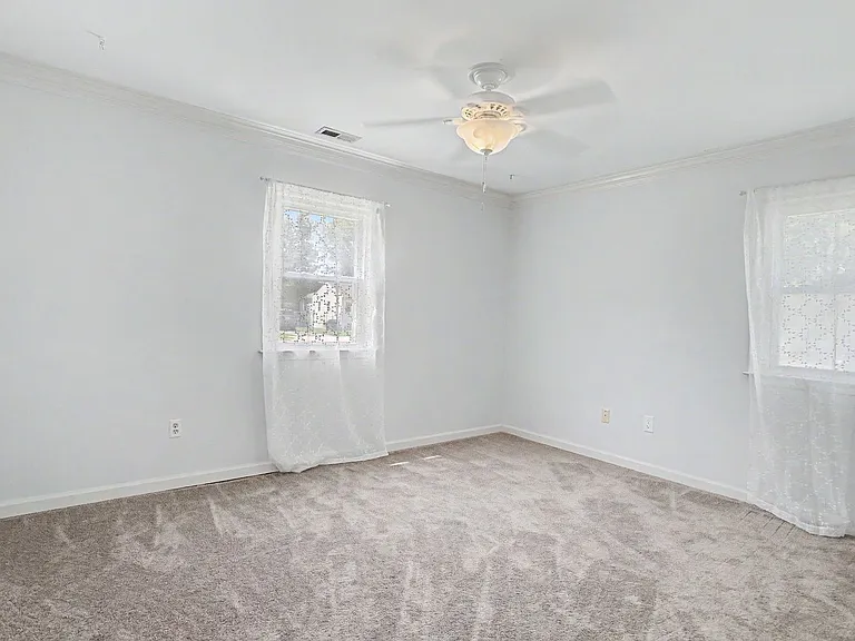 4024 Campbell Rd — Photo 8