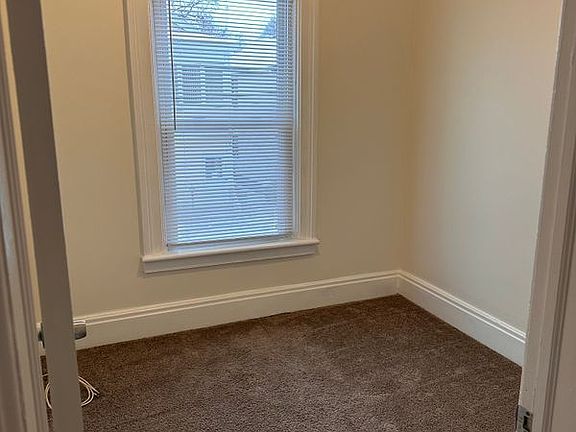 5th image of 425 6th Ave