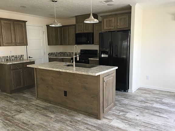 3rd image of 17100 Tamiami Trl #106