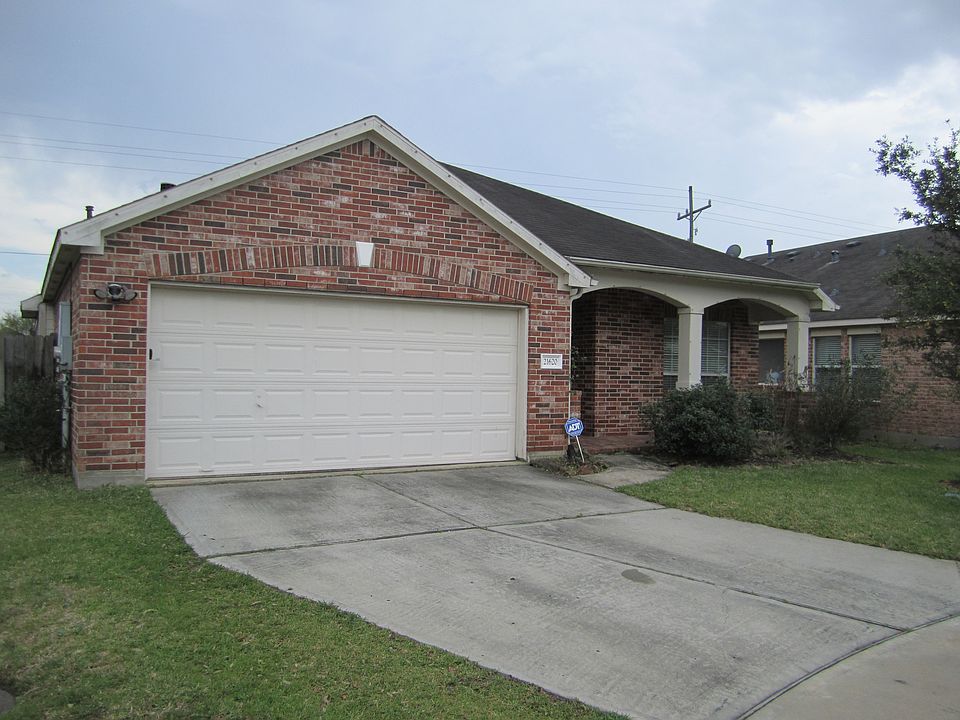 1st image of 21620 Rose Mill Dr