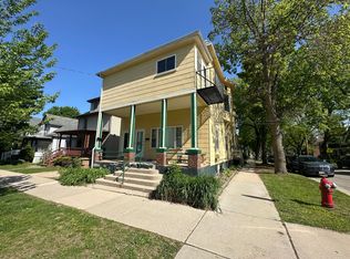 1202 Chandler St., Madison, WI 53715