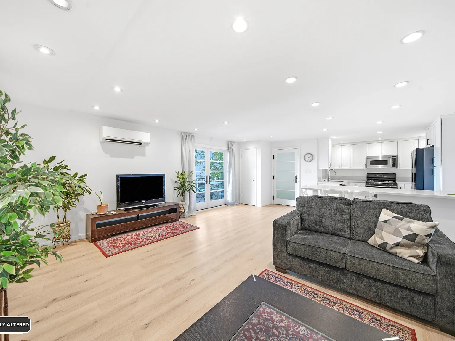 1 bed, 750 sqft, $3,950 — Photo 3
