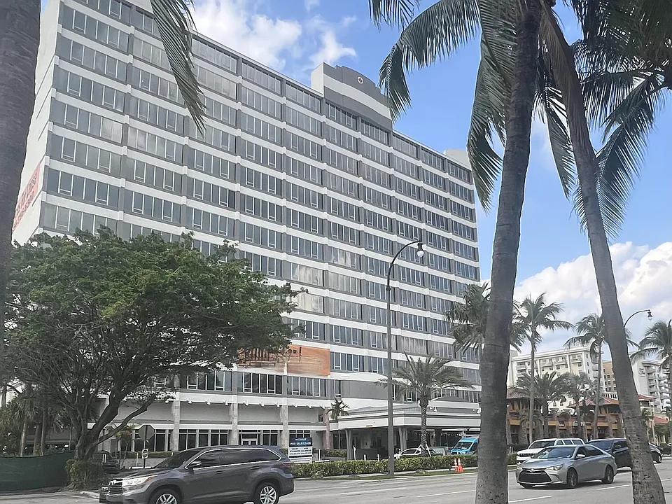 2455 E Sunrise Blvd #917-I