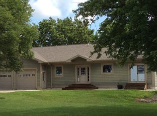 1371 390th St, Osage, IA 50461