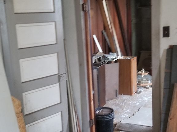 4th image of 2216 Grand Ave