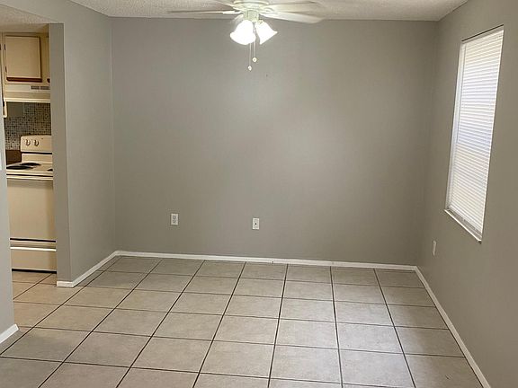 3rd image of 132 Sabal Ct Unit F