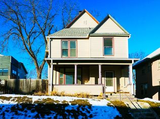 914 S 33rd St #1, Omaha, NE 68105