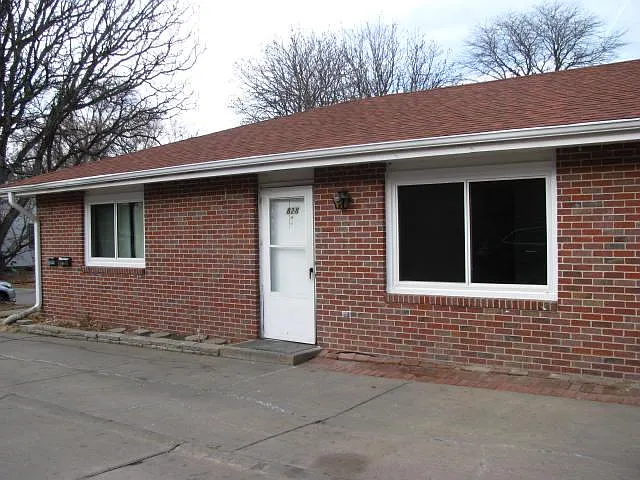 828 S 30th St #B — Photo 2