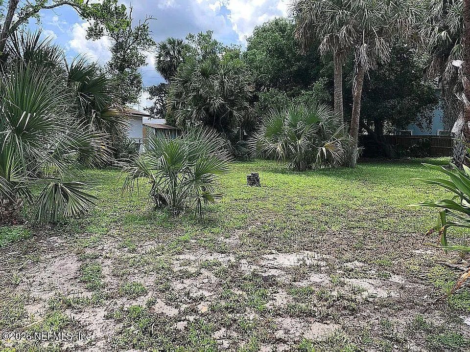 2nd image of 208 9TH Street S