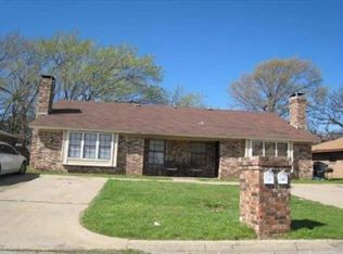 418 Matt Ln, Arlington, TX 76012
