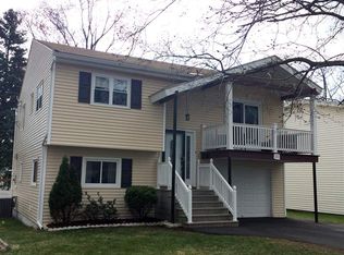 20 Schuyler Ave, Latham, NY 12110