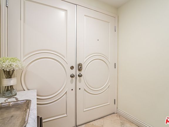 4th image of 681 S Norton Ave APT 113