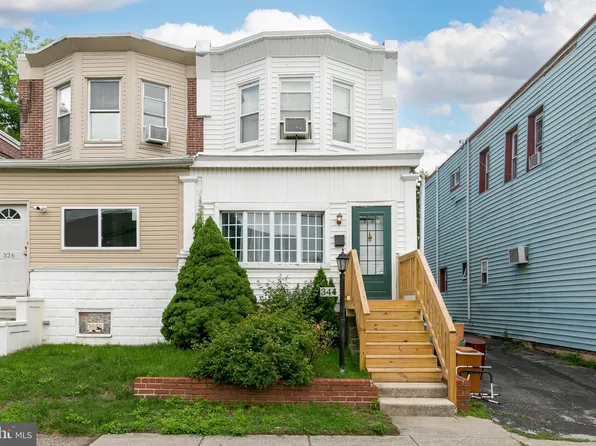 344 Powhattan Ave, Essington, PA 19029