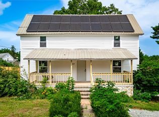 17 Smythe St, Pelzer, SC 29669