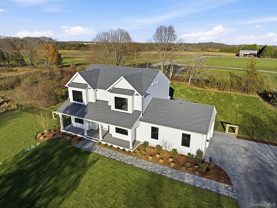 1st image of 26 Tuthills Lane