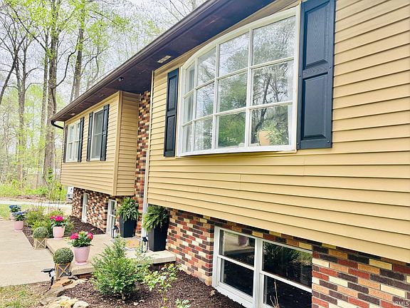 3rd image of 1191 N Lawrence Hollow Dr