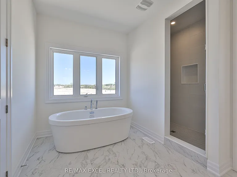 24 Sunny Acre Cres — Photo 31