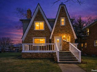 18238 Santa Rosa Dr, Detroit, MI 48221