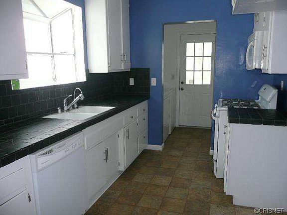 2nd image of 10138 Gaynor Ave