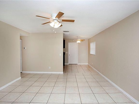 3rd image of 4222 E Henry Ave