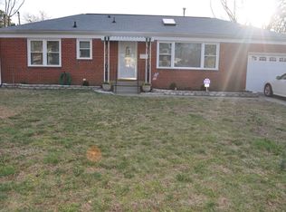 7 Markham Dr, Hampton, VA 23669