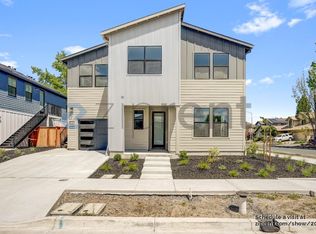 2203 Versaro Dr, Santa Rosa, CA 95403