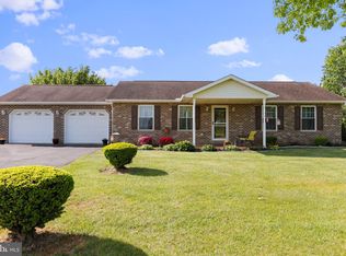 2954 Clay Hill Rd, Waynesboro, PA 17268