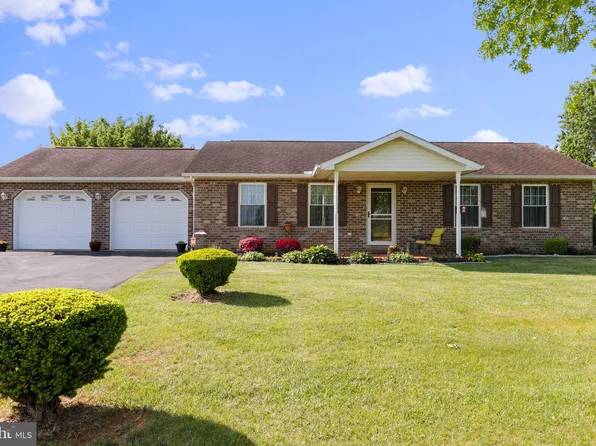 2954 Clay Hill Rd, Waynesboro, PA 17268