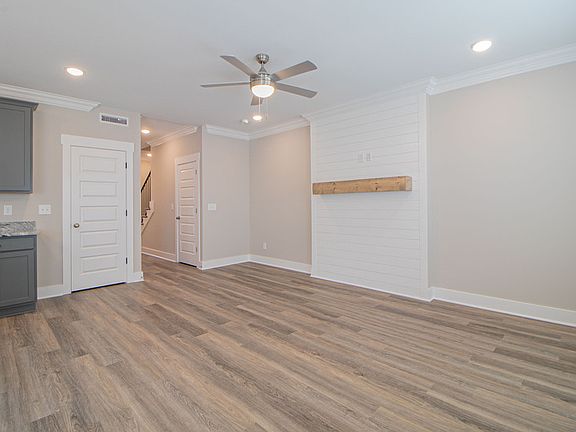 4th image of 166 Sango Dr #41
