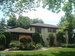 935 Roelofs Rd, Yardley, PA 19067