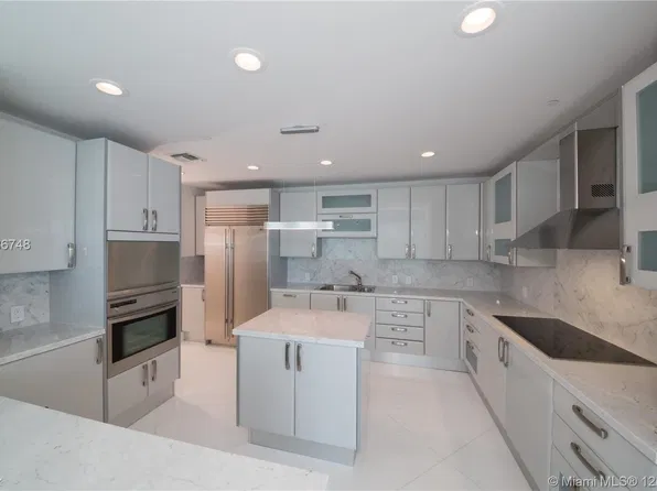 5959 Collins Ave APT 1805, Miami Beach, FL 33140