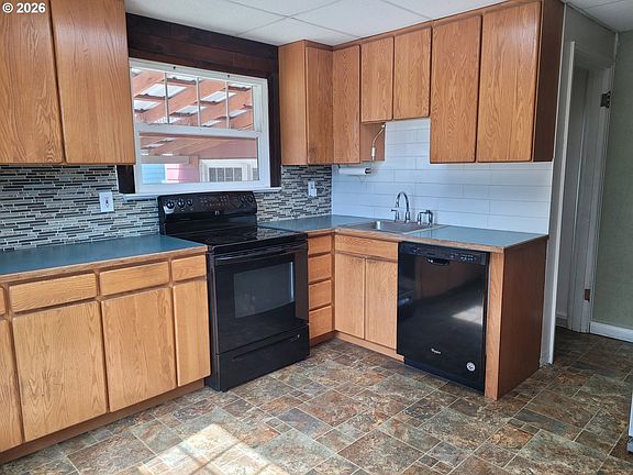4th image of 314 Hillcrest Pl