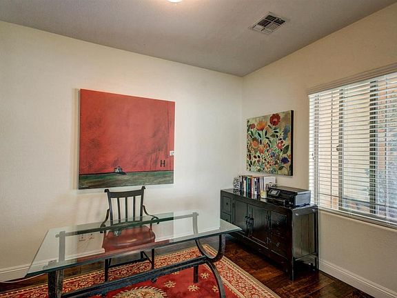 4th image of 895 E La Costa Pl