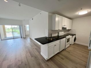 2040 Greenview Shores Boulevard #214, Wellington, FL 33414